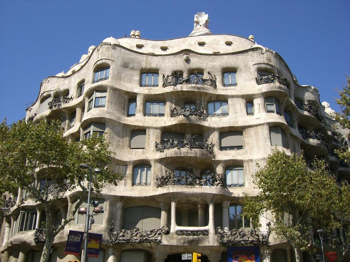 Girona - Modernist Apartments Next To Paseo De Gracia Барселона Экстерьер фото